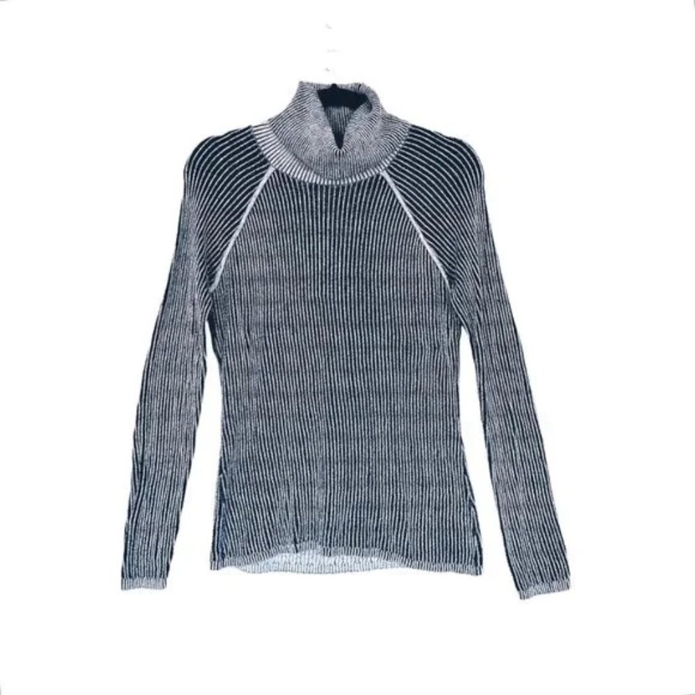 Abercrombie & Fitch Open Back Ribbed Turtleneck Sweater